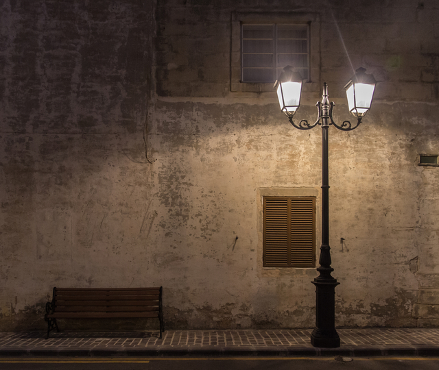 LEDVANCE incrementa la calidad de la  iluminación exterior con las lámparas HQL LED y NAV LED