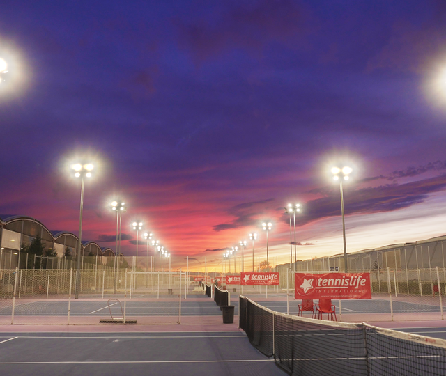 Pistas al aire libre de La Ciudad de la Raqueta en Madrid